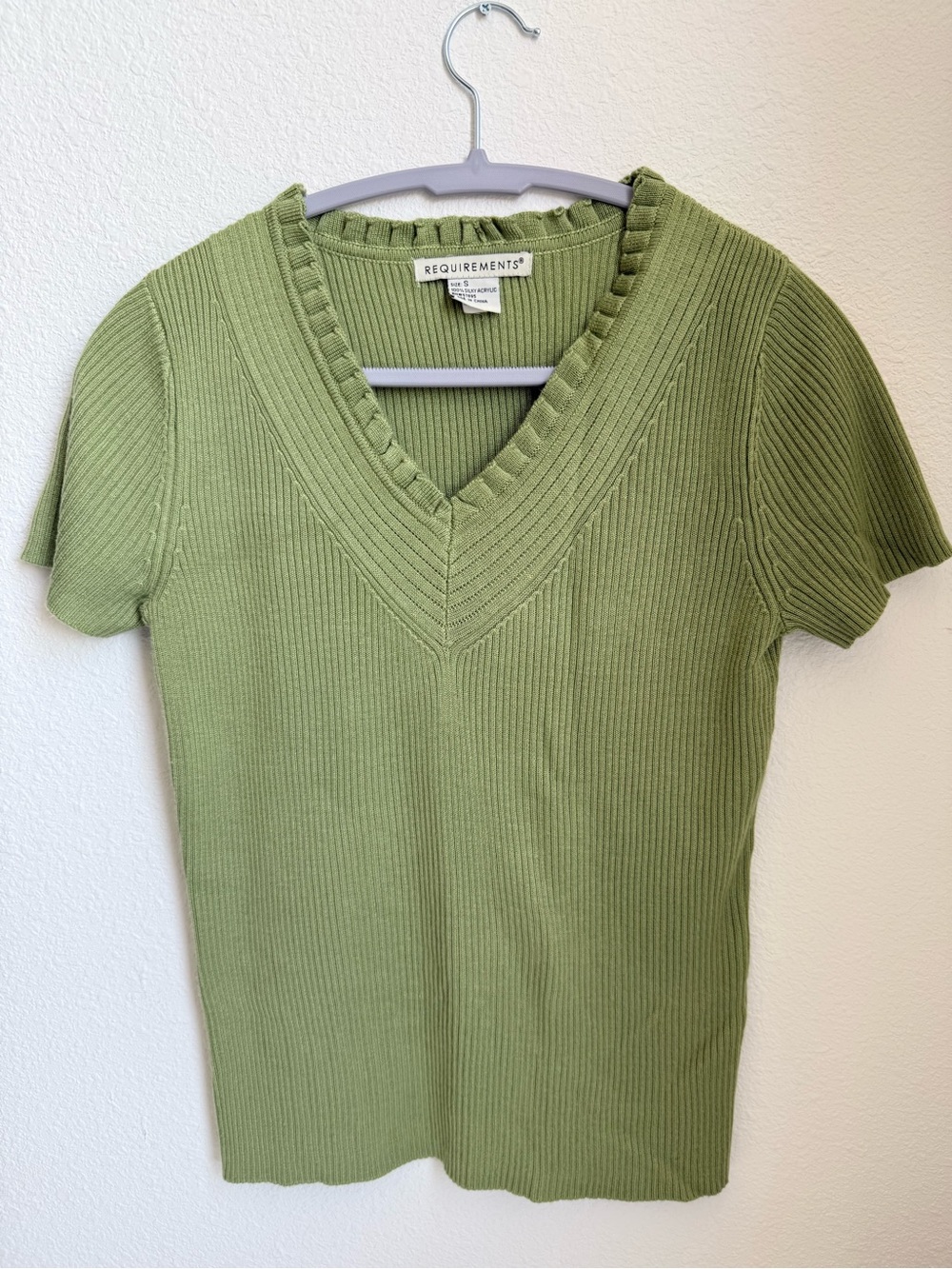 90’s-Y2K Matcha Green Ribbed V‑Neck Short Sleeve Sweater